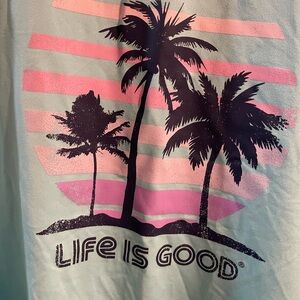 Life Is Good Seafoam Palm Graphic Tee